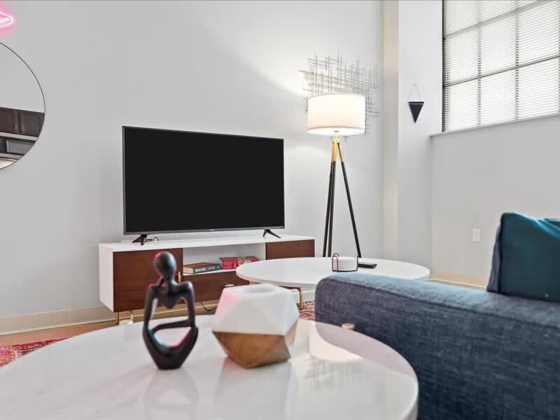 Cozysuites Lavish 1Br, Downtown Pittsburgh Exterior photo